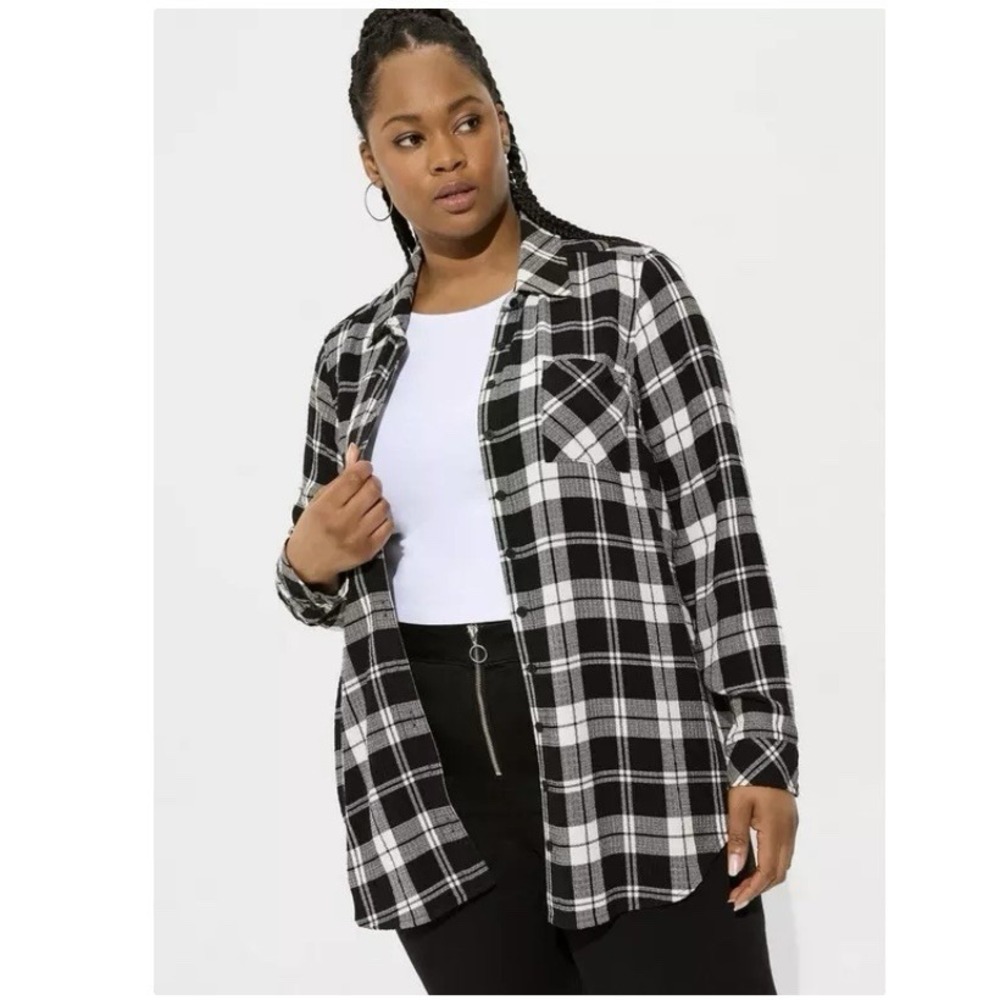 Torrid Black Lizzie Crinkle Flannel Gauze‎ Button Up Tunic Size 2X